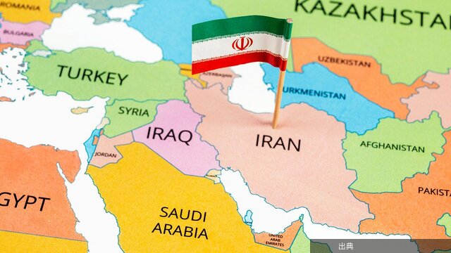 [話題]イランのイスラム原理主義への方向転換の理由