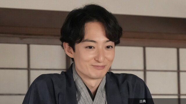 [話題] 朝ドラヒロインの高石あかりさんがインタビュー中に突っ伏したワケ