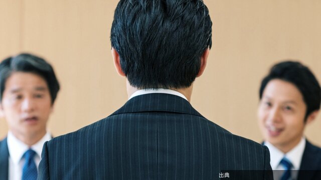 [緋急]あえて“年収を下げる転職”で「キャリアが爆伸びする人」と「そのまま沈んでいく人」の決定的な違い - 転職...が話題に