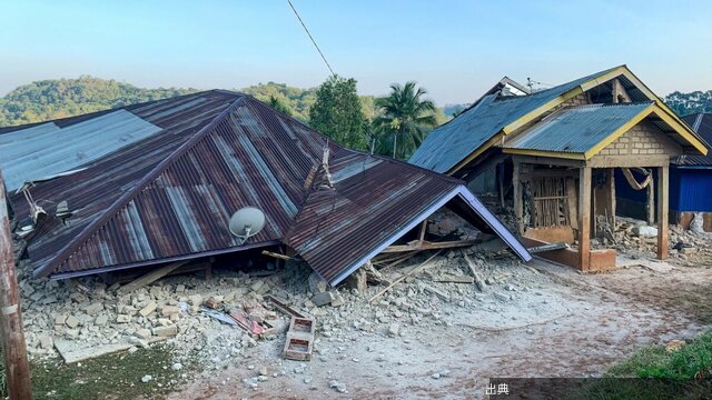 [悲報] インドネシアでM7.7地震