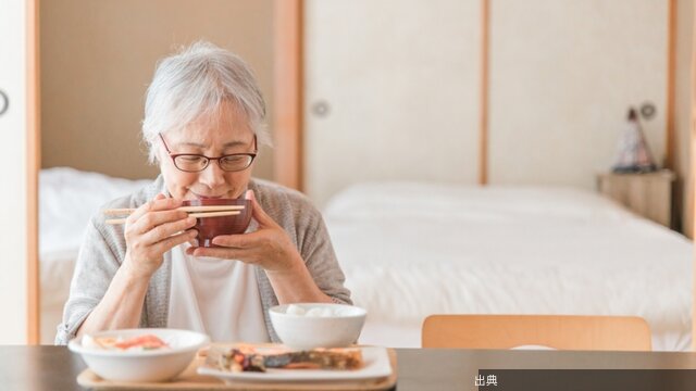 年金月20万円でも老後夫婦の家計は毎月赤字になる可能性があるがヤバい件