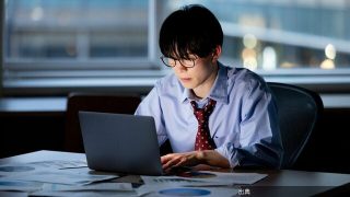 [話題]コンサル選ぶ若者が見る地獄――｢激務｣でも｢就職難易度が高い｣でもない､転職無限ループという罠の正体 | ...←これ
