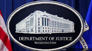 [話題]米司法省､独禁法違反の疑いでテレビ5社を調査…ホワイトハウスでの代表取材を各局がボイコットしたことを受...がヤバい件